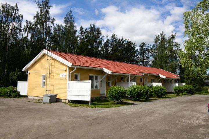 Jalasjärvi Hautiaisentie 4 ja 6